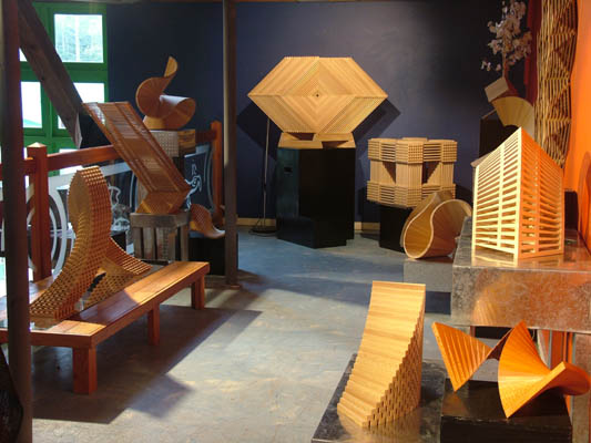 Artworks: Algorhythmic Singularities