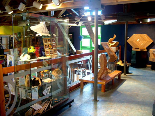 Artworks: Algorhythmic Singularities